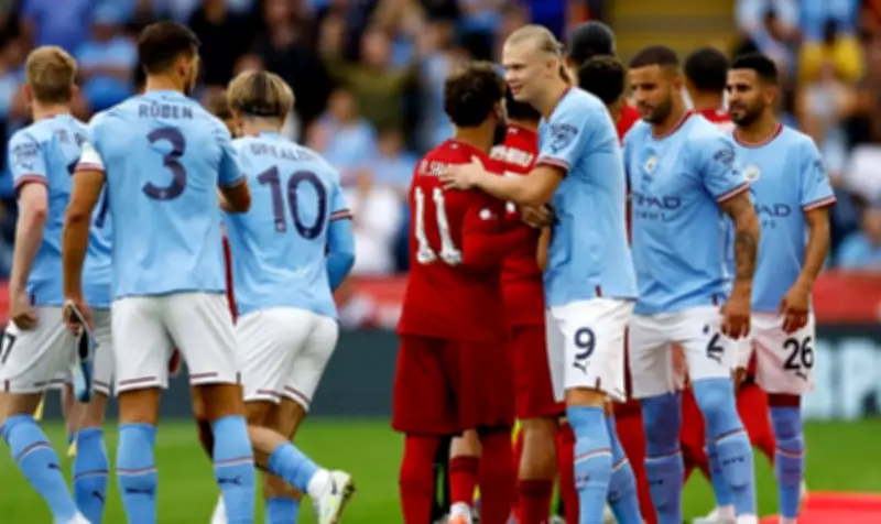 مانشستر سيتي يتغلب على ليفربول 2-1 في مباراة مثيرة بالدوري الإنجليزي