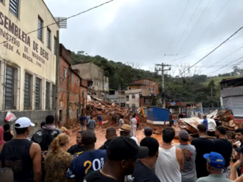 مصرع 23 شخصاً وفقدان 47 بعد أمطار غزيرة تعلن الطوارئ في ولاية برازيلية