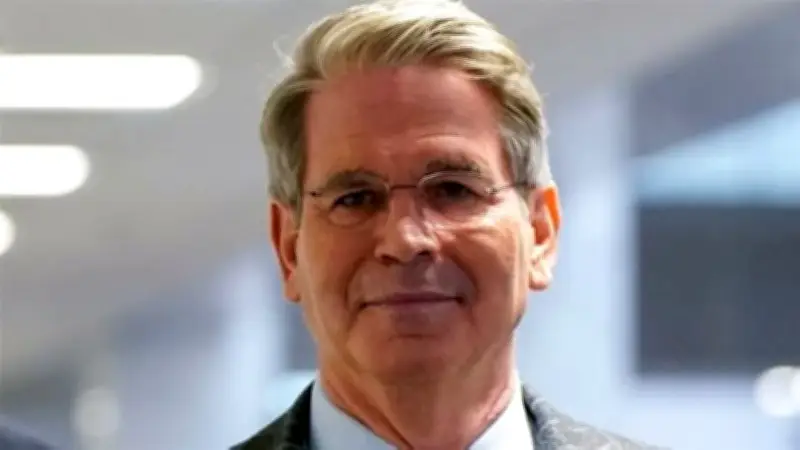 توقعات وزير الخزانة الأمريكي: نمو الاقتصاد 3.5% في 2026 رغم تحديات الرسوم الجديدة