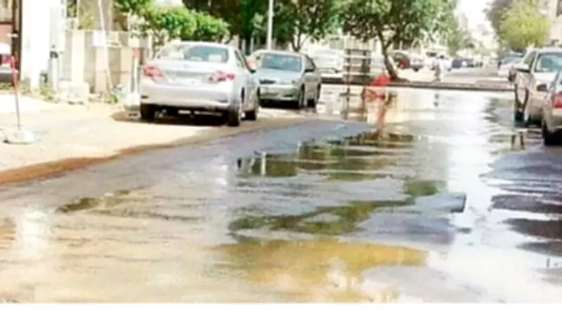 وزارة البلديات وهيئة المياه تهددان بتطبيق المادة 57 وغرامات تصل لـ3 آلاف ريال لمتسببي تسربات المياه