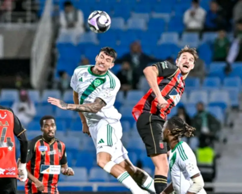 نادي الرياض يتفوق بالكرات الهوائية في دوري روشن السعودي: 9 أهداف من 22 عبر الرأس