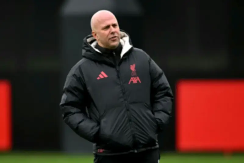 سلوت: ليفربول يحتاج إلى الكمال للتأهل لدوري الأبطال بعد تراجع الأداء