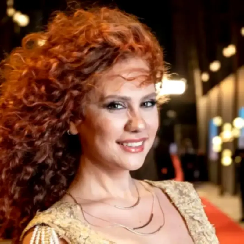 لينا شاماميان تعلن غناء تتر مسلسل "عيلة الملك" الدرامي السوري المنتظر في رمضان