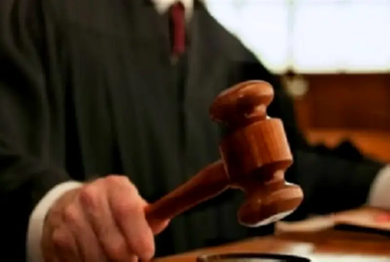 محكمة الجيزة تصدر حكمًا بالسجن المشدد على عصابة انتحلت صفة الشرطة لتنفيذ سطو مسلح