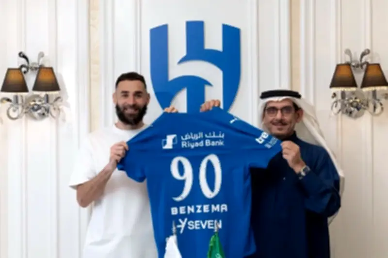 جدل انتقالات لاعبي دوري روشن السعودي: بين غضب الجماهير وفرحة الأندية