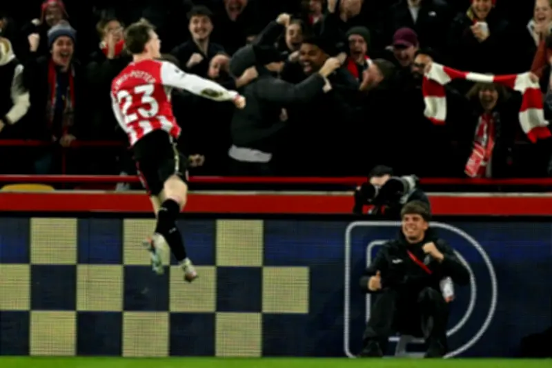 برنتفورد يفرض التعادل على أرسنال ويسدي خدمة كبيرة لمانشستر سيتي في الدوري الإنجليزي