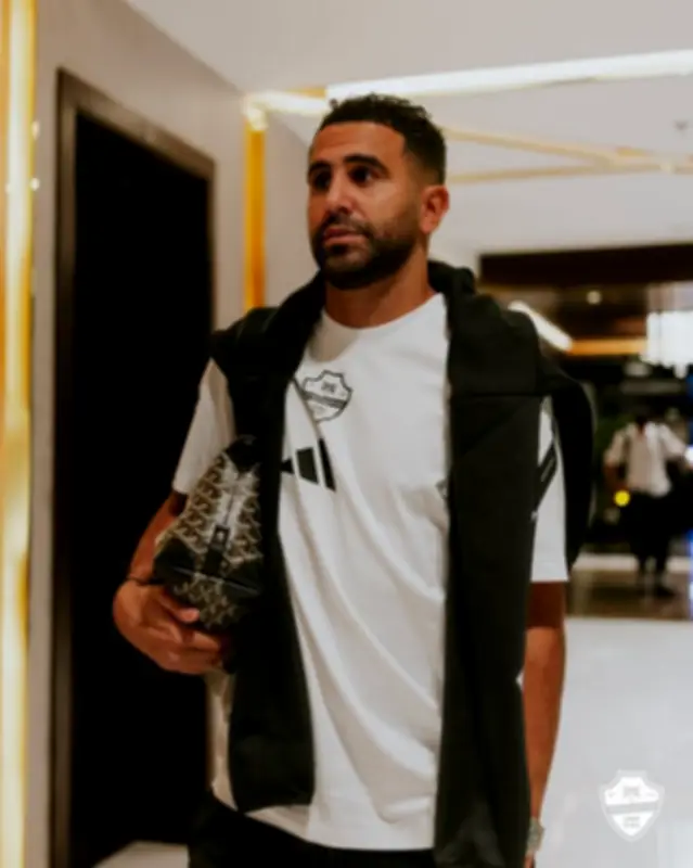 خماسيتنا تتصدر المجموعة بثلاث نقاط بعد فوز مثير على طاجيكستان في كأس آسيا