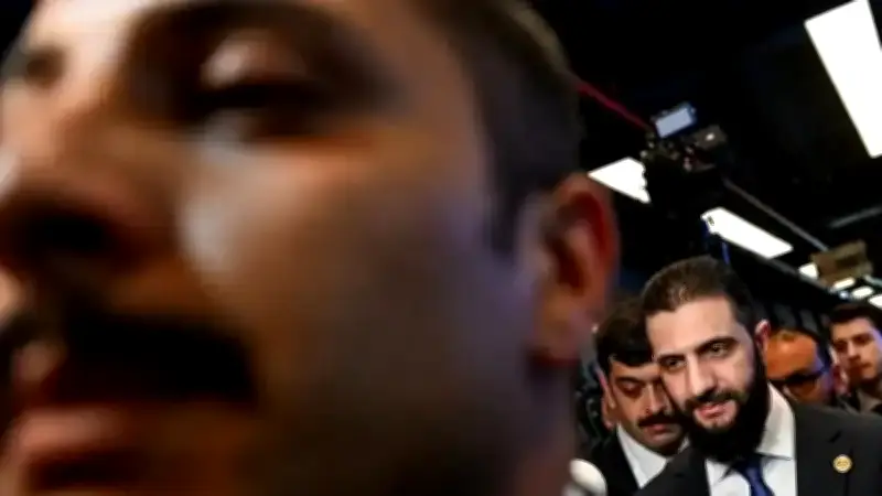 صراع سوريا: الشرع والجولاني بين التحالفات الدولية والمستقبل المجهول