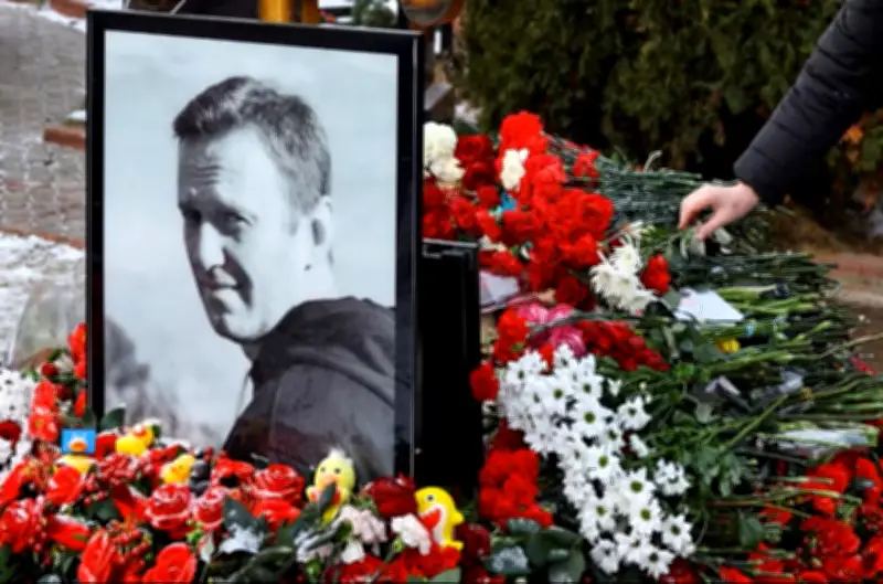 بريطانيا وحلفاؤها الأوروبيون يثبتون تورط روسيا في اغتيال نافالني داخل سجنها