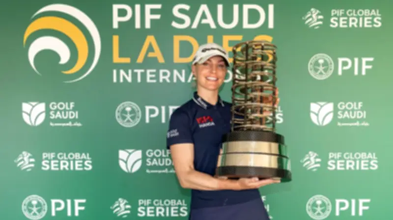تشارلي هال تتوج بلقب بطولة صندوق الاستثمارات العامة للسيدات في الرياض
