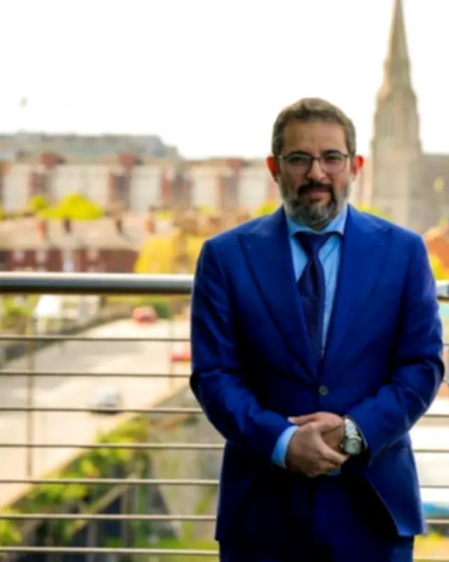 جامعة أمريكية عريقة تُكرّم بروفيسوراً سعودياً لإسهاماته البارزة في نجاح الطلبة عالمياً