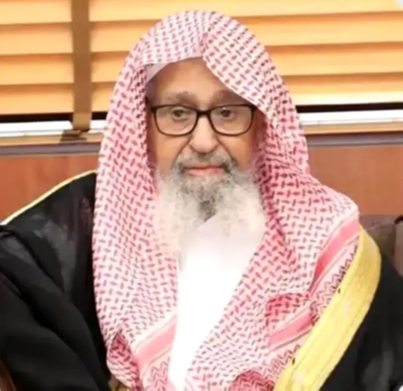 المفتي العام السعودي يبعث بتهاني رمضان للقيادة والشعب ويحث على الطاعات