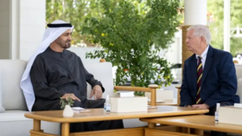 لقاء تاريخي في أبوظبي: محمد بن زايد يستقبل ليندسي غراهام لتعزيز الشراكة الإماراتية الأمريكية