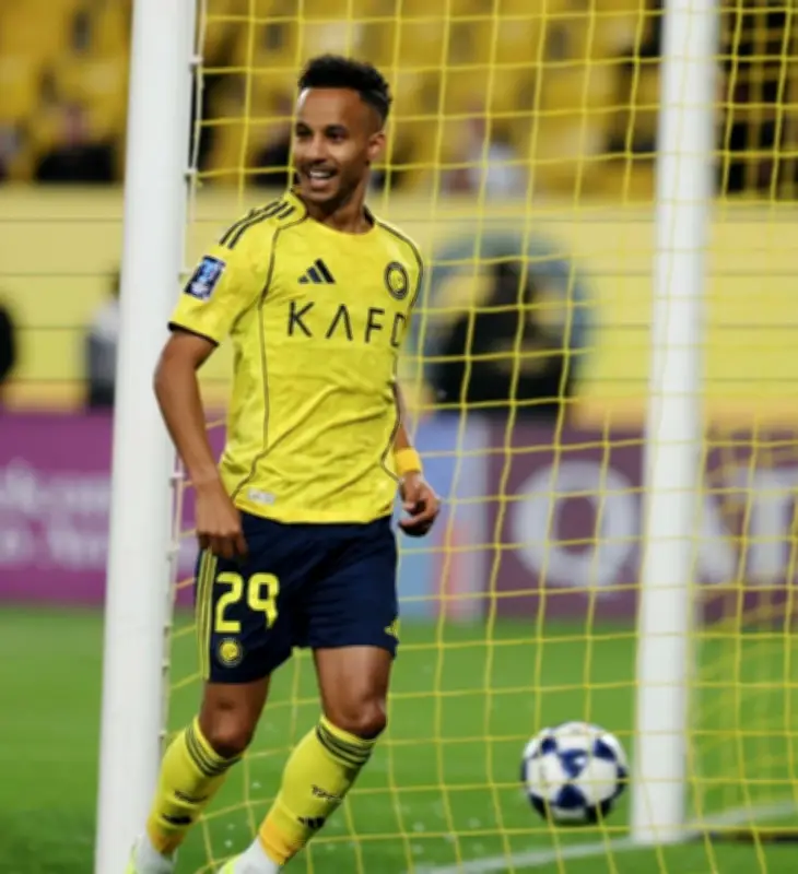 غريب يكشف لـ«عكاظ»: مستقبلي مع النصر لم يُحسم بعد والهلال يترقب القرار