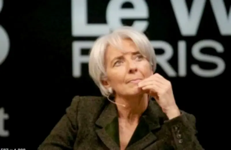 لاغارد تطمئن زملاءها: لا استقالة حالياً من البنك المركزي الأوروبي