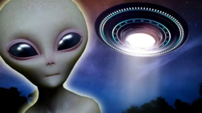 ترمب يكشف أسرار الكائنات الفضائية: توجيهات عاجلة لنشر الملفات الحكومية