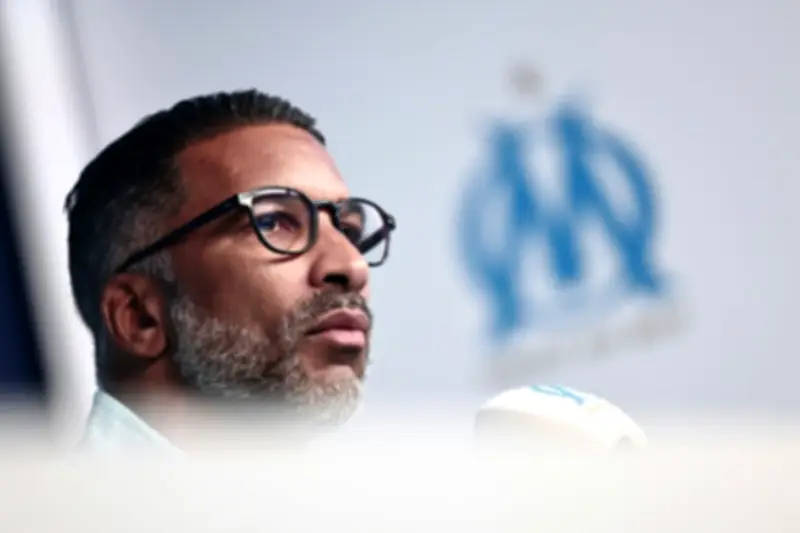 حبيب بي يبدأ مهمته الصعبة مع مرسيليا في الدوري الفرنسي وسط تحديات كبيرة