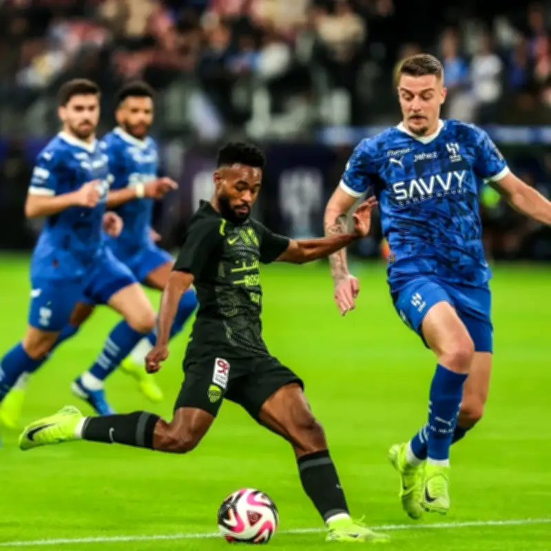 بنزيما في اختبار المشاعر.. مختص نفسي: الكلاسيكو السعودي يحسمه الاتزان النفسي