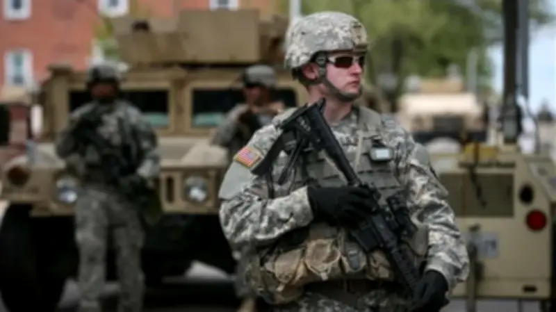 الولايات المتحدة تسحب مئات الجنود من قاعدة العديد الجوية في قطر: تقرير جديد يكشف التفاصيل