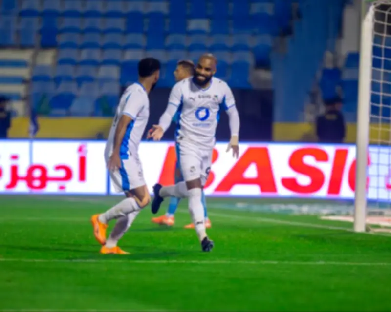 نيوم يحسم مواجهة الخليج بركلة جزاء متأخرة في جولة التأسيس