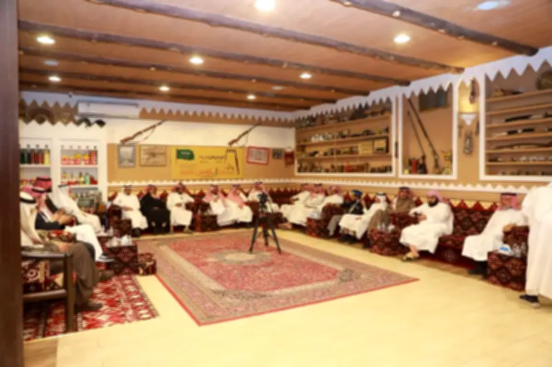 الشاعر العامي سعد الحافي يوثق ثلاثة قرون من التحول الوطني في قصائده