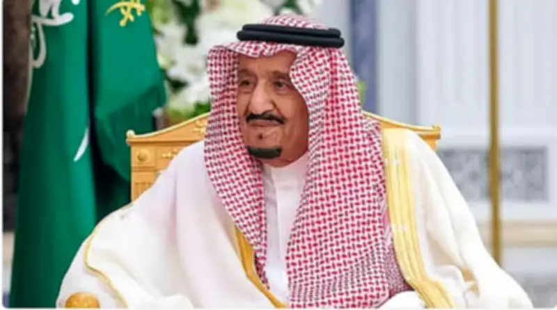 الملك سلمان يستذكر في يوم التأسيس جذور الدولة السعودية الراسخة على التوحيد والعدل