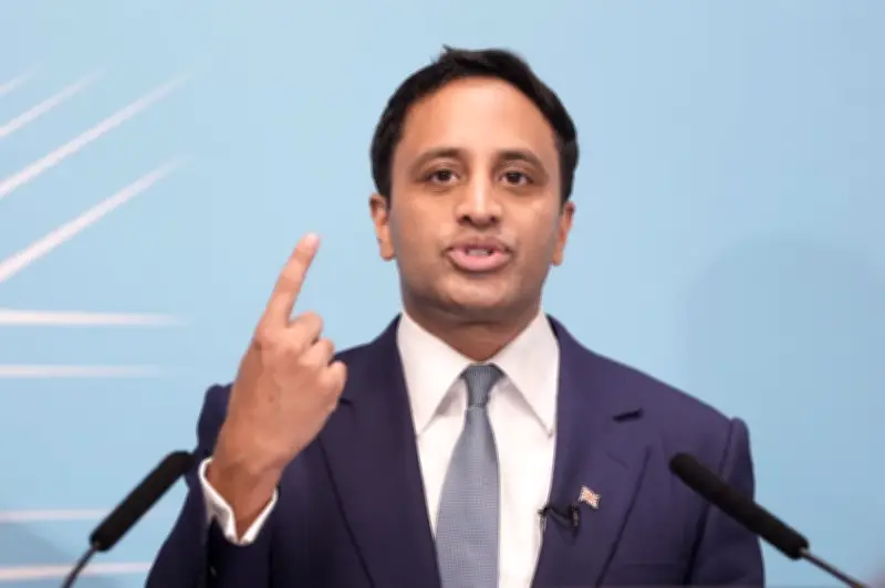 حزب الإصلاح البريطاني يعلن خططًا لترحيل جميع المهاجرين غير الشرعيين وحماية التراث المسيحي