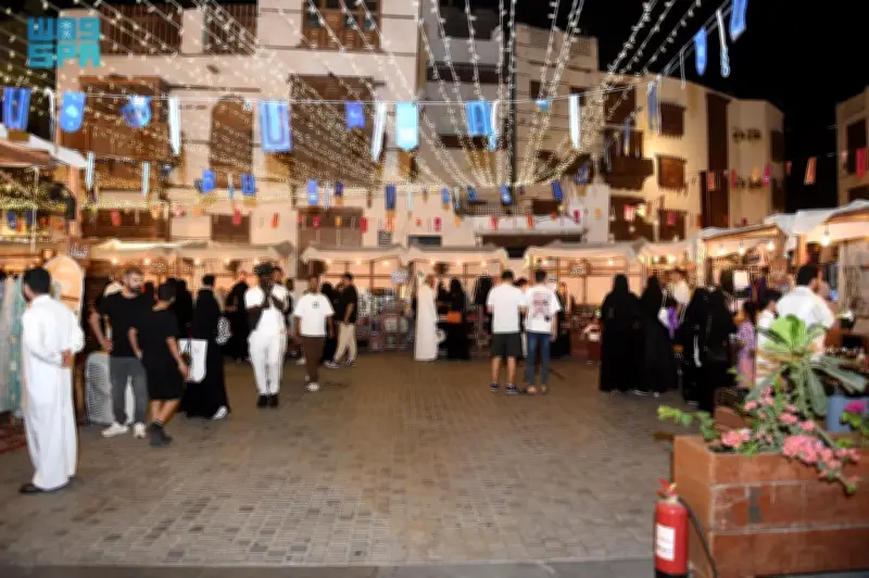 حراك اقتصادي وسياحي واسع يشهد أسواق جدة خلال ليالي رمضان