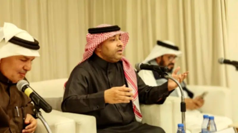 مسامرة صحفية في نادي أبها توثق تحولات الإعلام وتجارب رموز الصحافة بعسير