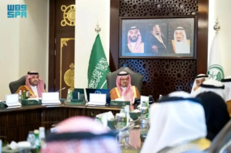 الأمير سعود بن مشعل يرأس اجتماع اللجنة الدائمة للحج والعمرة بمكة المكرمة