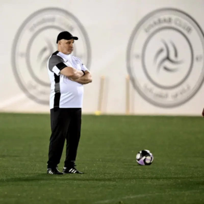 بن زكري يقود الشباب في مواجهة مصيرية أمام الهلال: هل يحقق الفوز الثالث؟