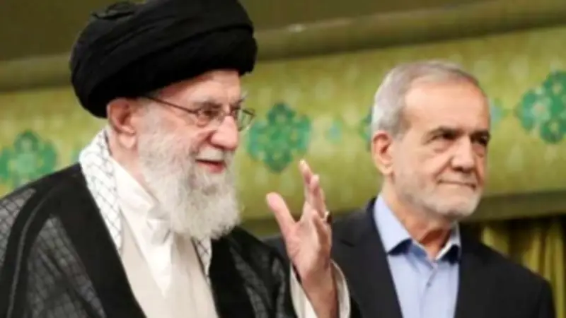 فتوى خامنئي تحرم الأسلحة النووية.. الرئيس الإيراني يؤكد: موقفنا فقهي ثابت وليس تكتيكاً سياسياً