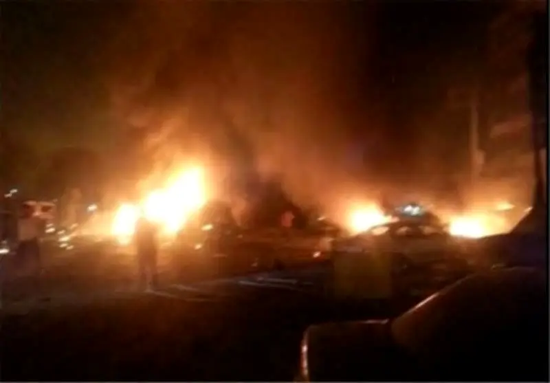 باكستان تعلن حرباً مفتوحة على طالبان وتشن غارات جوية على كابل وقندهار