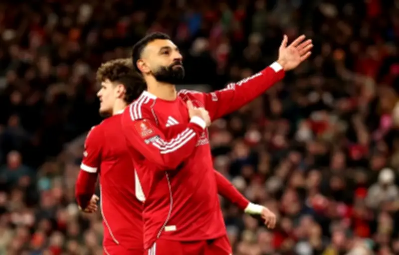 أموال ليفربول الضخمة.. هل تحافظ على بقاء محمد صلاح في النادي الموسم القادم؟