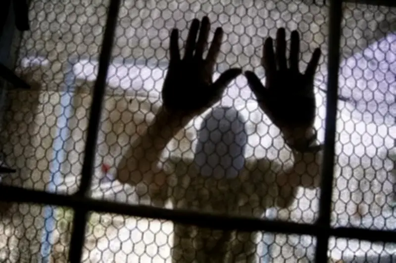 جريمة قتل تهز المغرب: مسن يقتل في طريقه للصلاة بعد تجاهل تحذيرات عن شاب مريض نفسياً