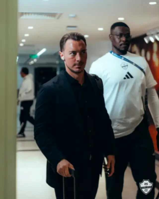 وزير الرياضة يعلن عن إطلاق برنامج تدريبي متطور للاعبي المنتخبات الوطنية