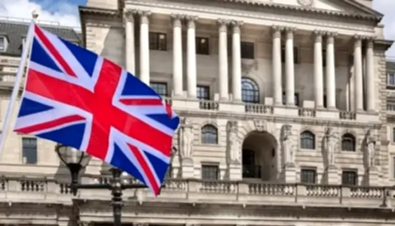 بريطانيا تسحب دبلوماسييها من طهران تحسباً لتصعيد عسكري في المنطقة