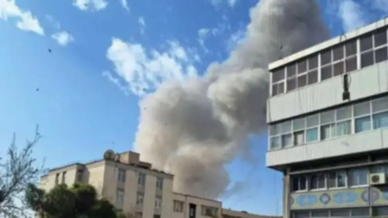 إسرائيل تشن هجومًا استباقيًا على إيران وتعلن حالة الطوارئ مع تنسيق أمريكي