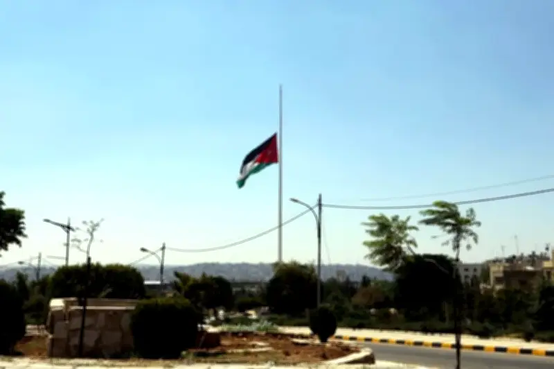 الأردن يعترض صاروخين باليستيين في أجواء المملكة وسط تصاعد التوتر الإقليمي