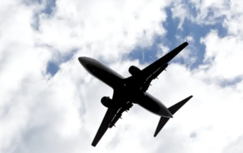 إغلاق أجواء الشرق الأوسط يشل حركة الطيران بين أوروبا وآسيا