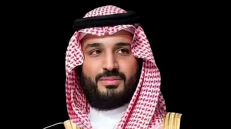 ولي العهد السعودي يتلقى اتصالاً من الرئيس المصري لمناقشة التصعيد الإقليمي والتضامن مع المملكة