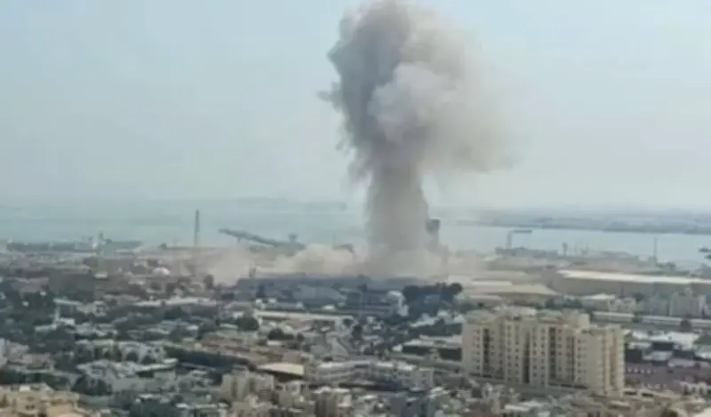 ثلاثة عسكريين كويتيين يصابون بفعل حطام في قاعدة علي السالم البحرين تعلن عن أضرار سكنية