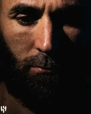 اتحاد جدة يوفر 14 وظيفة بعد رحيل بنزيما إلى الهلال ويكشف عن مكاسب مالية