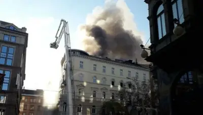 مأساة بودابست: حريق سكني يودي بحياة 3 أشخاص ويصيب 22 آخرين في المجر