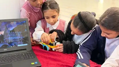 تعليم الطائف يدرّب 800 طالب وطالبة على ورش STEM المتنقلة في يوم التأسيس