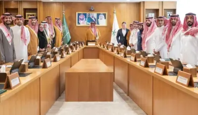 وزير الإعلام يرعى توقيع 9 اتفاقيات لتوفير 94 مقعداً دراسياً في برنامج ابتعاث الإعلام