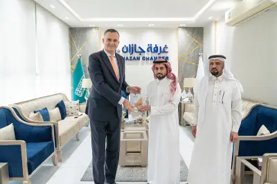 سفير الاتحاد الأوروبي كريستوف فارنو يبحث تعزيز التعاون الاقتصادي مع غرفة جازان