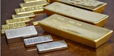 ارتفاع طفيف في أسعار الذهب والفضة مع تراجع عوائد السندات الأمريكية
