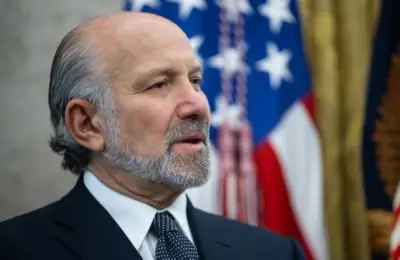 وزير التجارة الأمريكي لوتنيك: تلاعب دولي بالدولار لتعزيز الصادرات نحو أمريكا