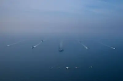 إيران تؤكد: لا حل عسكري للبرنامج النووي وسط استعدادات أمريكية لإرسال حاملات طائرات للمنطقة